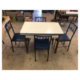 ENAMEL TABLE WITH 4 IRON CHAIRS ENAMEL TABLE WITH 4 IRON CHAIRS