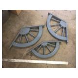 LOT OF 3 WOODEN ARCHITECTURE LOT OF 3 WOODEN ARCHITECTURE