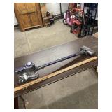 Cordless vacuum