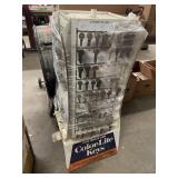 Uncut key display with keys