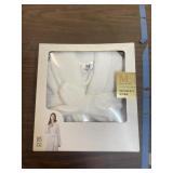 Womanï¿½s robe