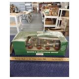 Santaï¿½s marching band