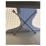 Tire  iron