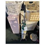 Oxygen tank with cart