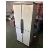 Storage cabinet