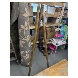 Easel