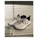 Size 7y airman nikes