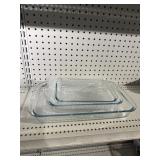 3 glass bake pans