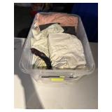 Tote with linens