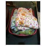 Tote with blankets