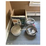 Assorted pans