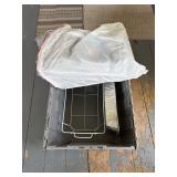 Tote with hot trays