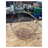 Wire bucket