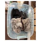 Tote with shoes