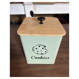 Cookie jar