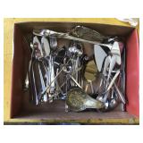 FLATWARE LOT