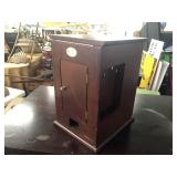 JEWELRY BOX