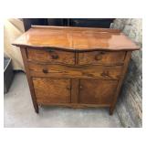 ANTIQUE DRESSER