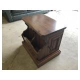 MAGAZINE END STAND