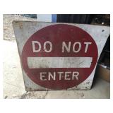 DO NOT ENTER SIGN
