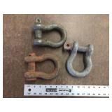 LOT OF 3 HOOKS