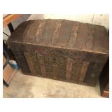 DOME TOP TRUNK