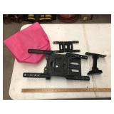 TV WALL MOUNT