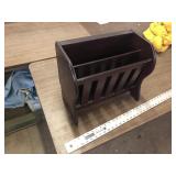 MAGAZINE RACK