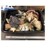HD TOTE AND PRIMITIVE DOLLS