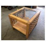 GLASS TOP END STAND