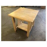 MISSION STYLE END STAND