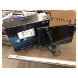 LOT OF 2 COMPUTER SCREENS