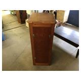 CEDAR CABINET
