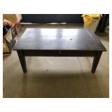 COFFEE TABLE WITH DRAWER