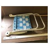FOLDING CHAIR
