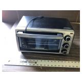 BLACK AND DECKER OVEN