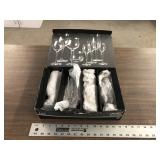 GLASSWARE SET OF 4