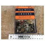 ADVERTISING BOX WITH KEYS