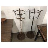 PAIR OF IRON FLOWER HOLDERS