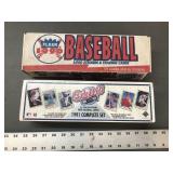 2 BOXES OF SPORTS CARDS