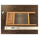 GLASS WASHBOARD