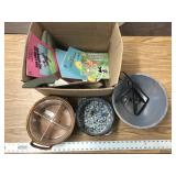 CHILDRENS BOOKS AND PRIMITIVES