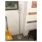 METAL INDUSTRIAL COAT RACK