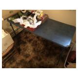 FOLDING TABLE