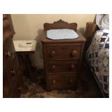 ANTIQUE 3 DRAWER ENDSTAND