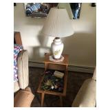 PAIR OF ENDSTAND WITH CONTENTS