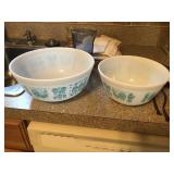 PYREX BOWLS