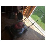 LIKE NEW HONDA LAWN MOWER