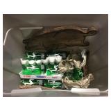 PIG CUTTING BOARD AND VINTAGE GREEN GLASSES