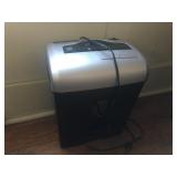 PAPER SHREDDER